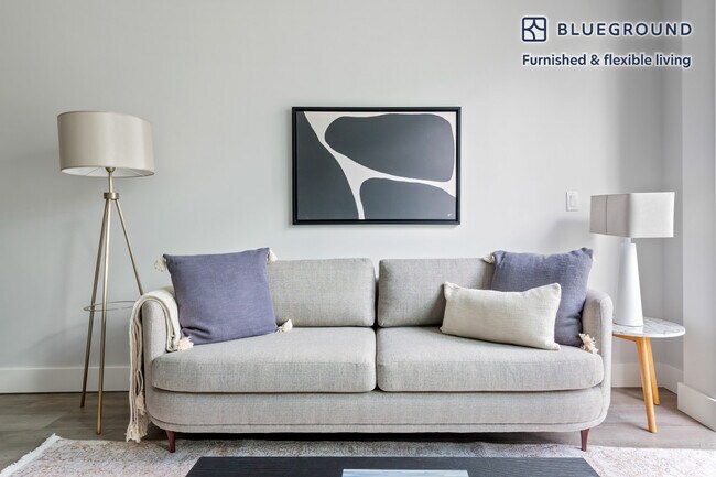 Foto del edificio - 285 8th Ave N