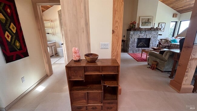 Foto del edificio - 34478 Iversen Rd