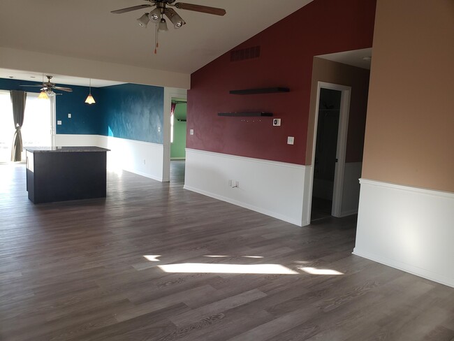 Foto del edificio - 5809 Phillips Rd