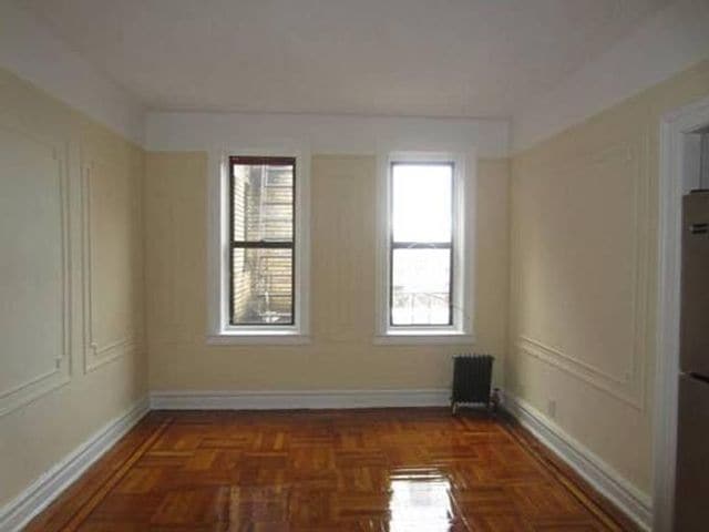 Primary Photo - 3286 33rd St