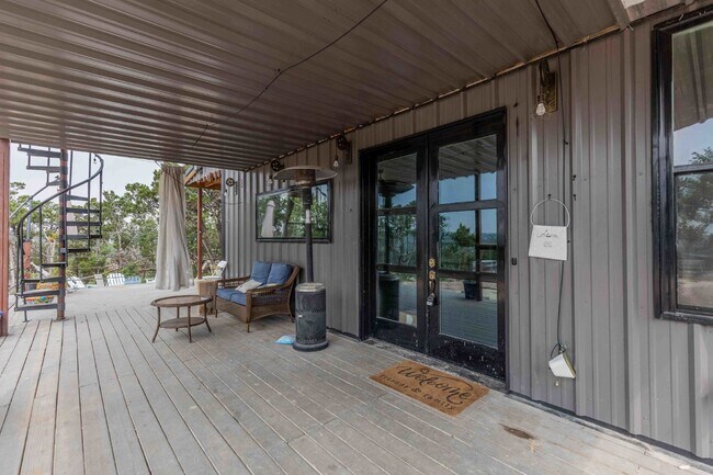 Foto del edificio - 270 Stacie Ann Dr