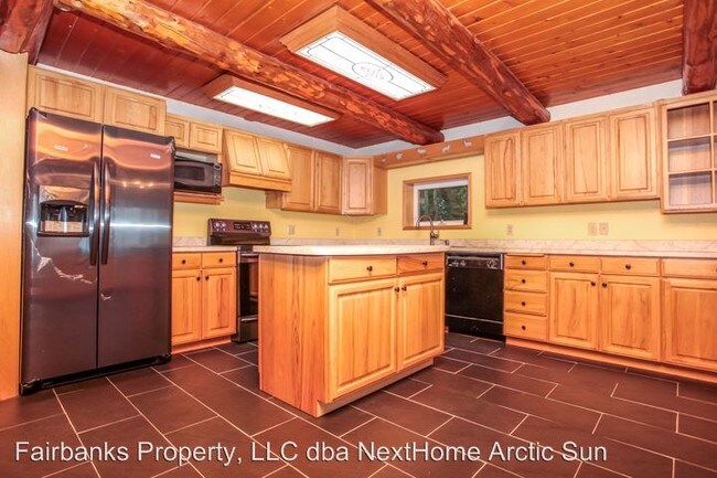 Building Photo - 3 br, 2 bath House - 765 Goldstreak Road
