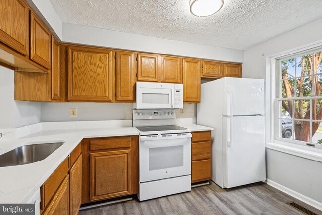 Building Photo - 8549 Blackfoot Ct