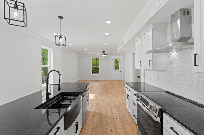 Foto del edificio - 45 Laurel Oak Ln