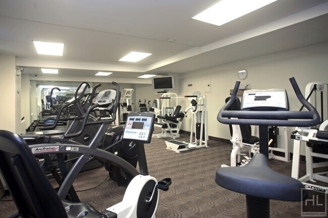 Building Photo - No Fee True New York Luxury Central Park S...