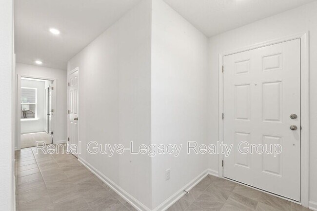 Building Photo - 55 Stonecrest Dr