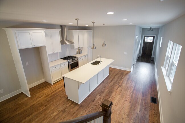 Foto del edificio - 1822 10th Ave N