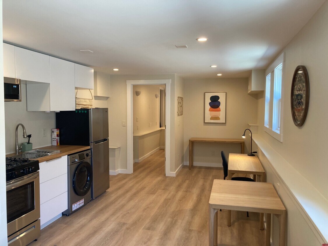 Foto principal - 1683 Miami Ct