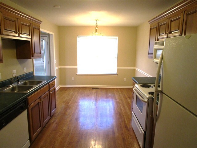 Foto del edificio - 2905 Runnymeade Dr