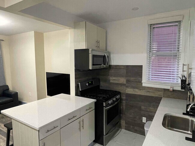 Foto del edificio - 1075 E 93rd St