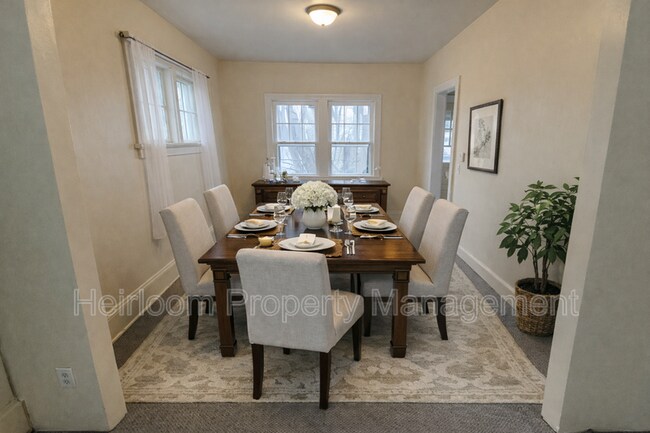 Foto del edificio - 1112 E 6th St