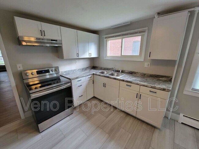 Foto del edificio - 1813 3rd Ave