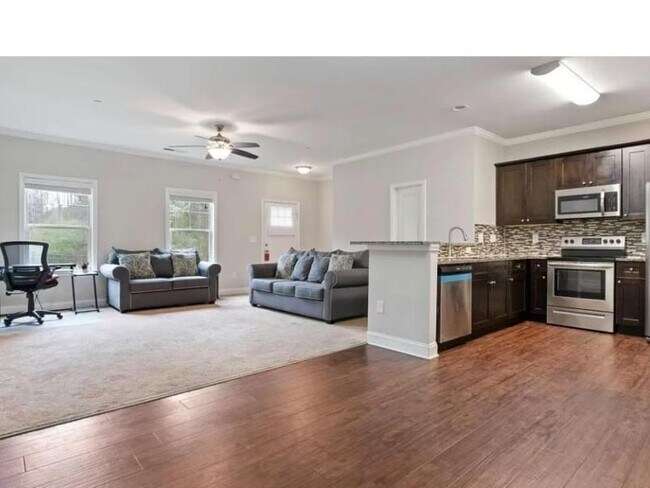 Foto del edificio - 3465 Narrow Creek Ct