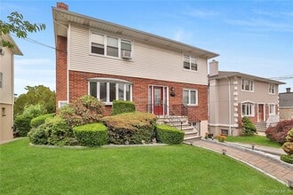 Building Photo - 146 Mansion Ave