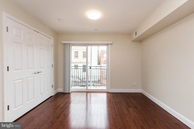 Building Photo - 1804 E Huntingdon St