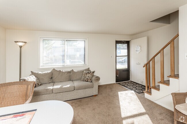 2HAB, 1BA -1,100 ft² - Sinnissippi Townhomes
