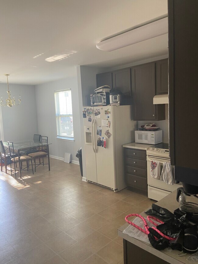 Cocina/Comedor 1 - 4243 Spring Oak Dr