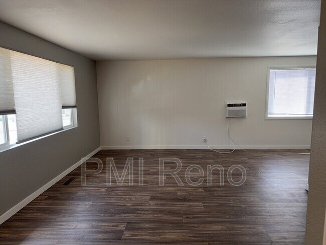 Foto del edificio - 1405 Terrace Dr