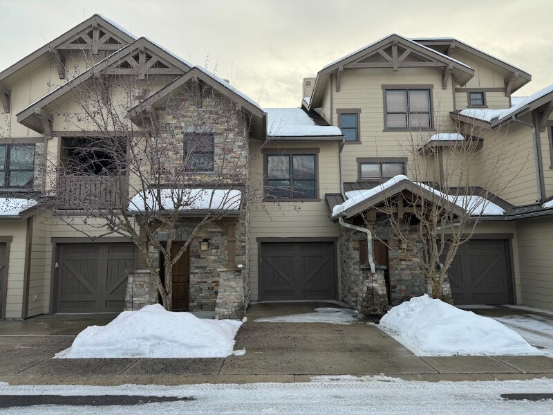 Foto principal - 6005 St Moritz Dr