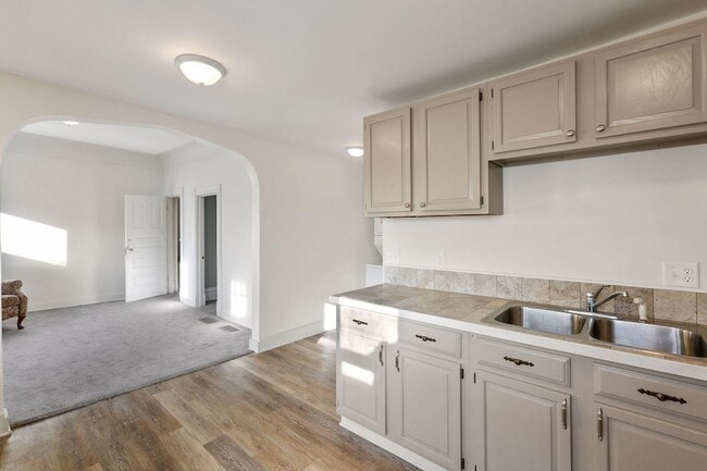 Foto del edificio - 2617 2nd Ave S