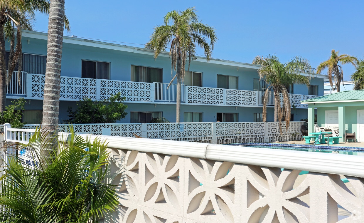 Oceanside Village Apartments Cape Canaveral, FL