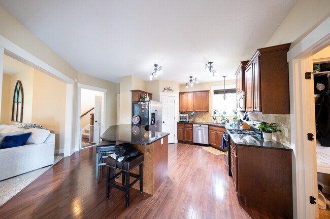 Foto del edificio - 15615 Dunberry Way