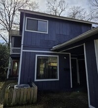 Building Photo - 101 Golf Ct