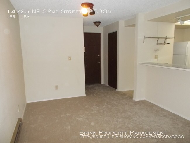 Building Photo - 14725 NE 32nd St