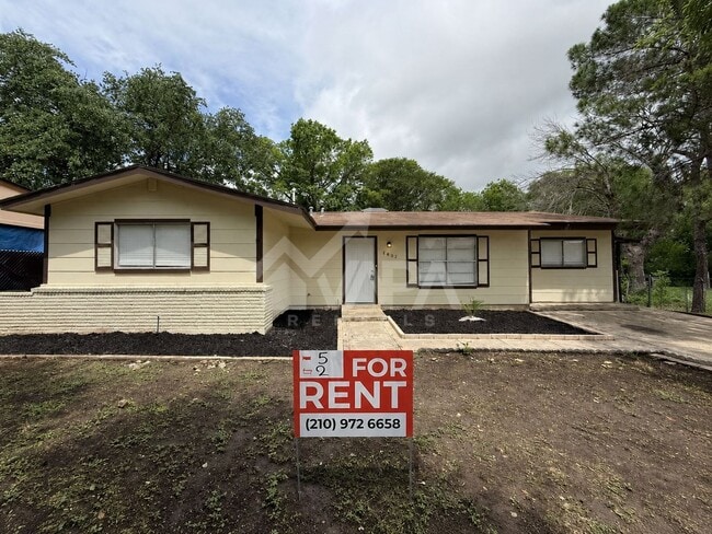 Photo - 6407 Greencastle Dr House