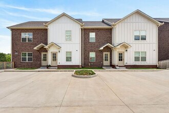 Building Photo - 500 Peachers Mill Rd