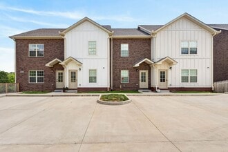 Building Photo - 500 Peachers Mill Rd