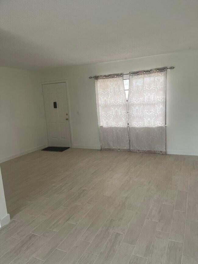 Foto del edificio - 4259 Oak Terrace Dr