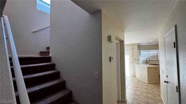 Building Photo - 10435 Prairie Schooner Ave