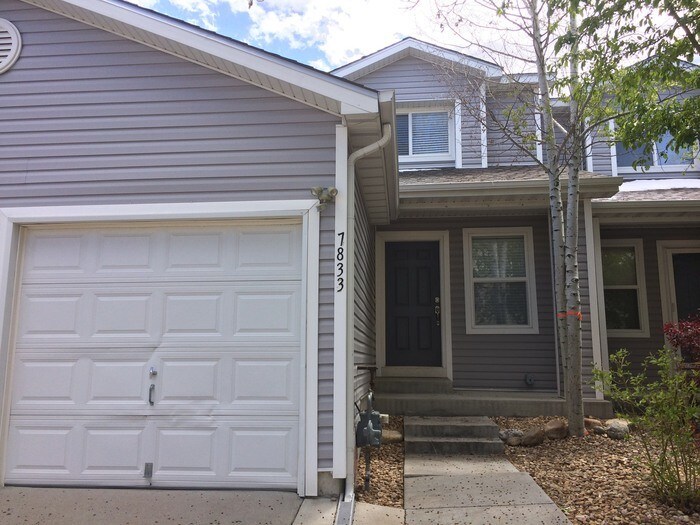 Primary Photo - Townhome in South Creek