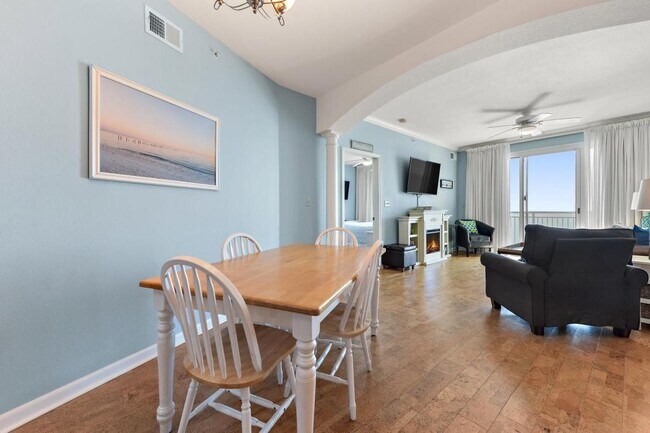 Building Photo - 2228 Beach Dr Unit 1006