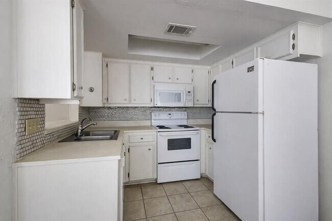 Foto del edificio - 706 W 22nd St