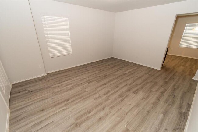 Building Photo - 24419 Rossi Gardens Cir