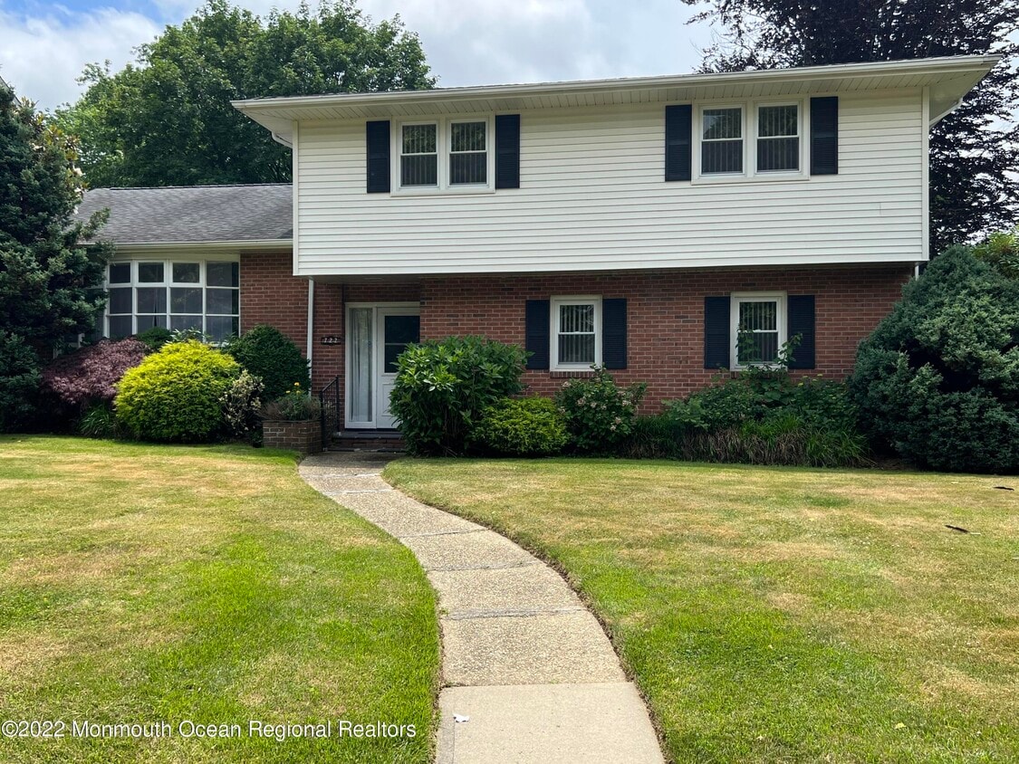 Primary Photo - 722 Grassmere Avenue