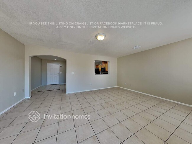 Foto del edificio - 2527 E Wier Ave