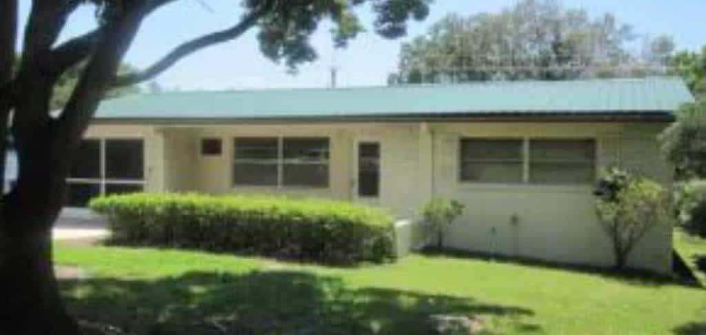 Foto principal - 63 S Davis St