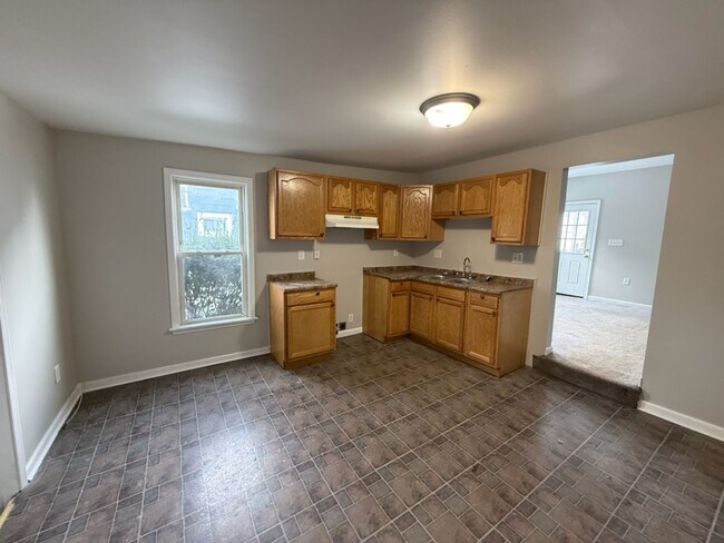 Foto del edificio - 3449 Erin Ave