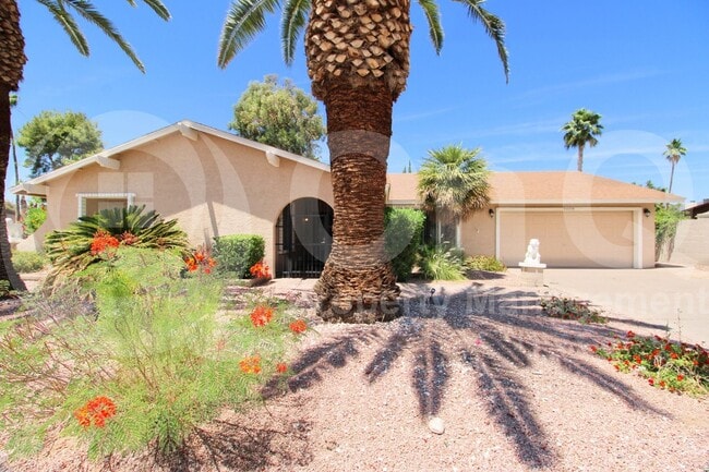 Building Photo - 9008 E Friess Dr