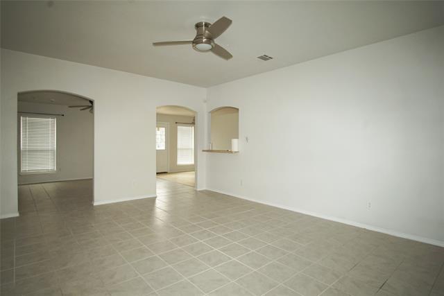 Building Photo - 2811 Hospital Blvd