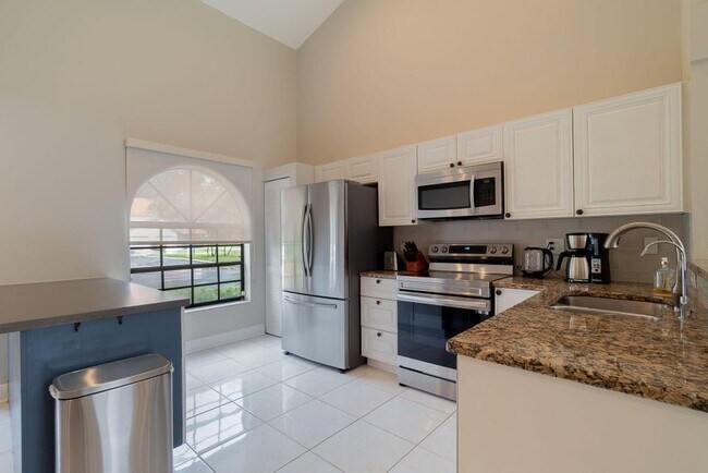 Foto del edificio - 13547 Fountain View Blvd