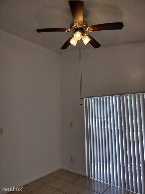 Building Photo - 2 br, 2 bath House - 601 Cypress Lake Blvd H