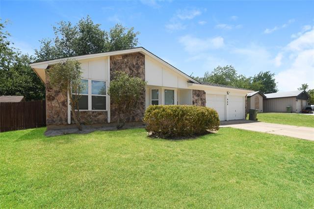 Primary Photo - 908 Sugar Plum Ln