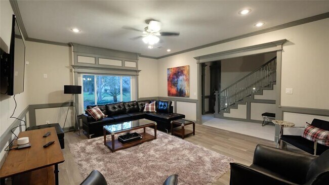 Foto del edificio - 632 N Eldridge Pkwy