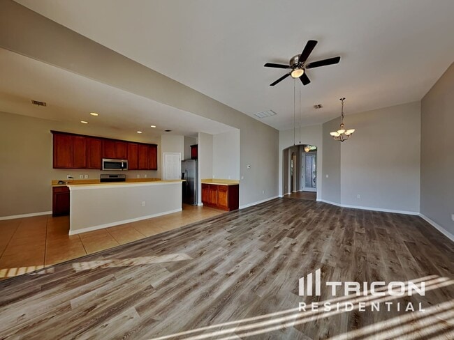 Building Photo - 15402 Pepper Pine Ct