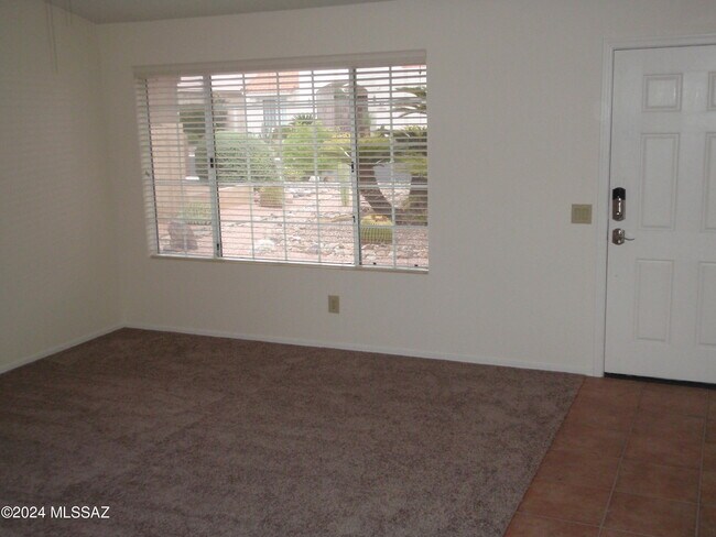 Foto del edificio - 38040 S Elbow Bend Dr