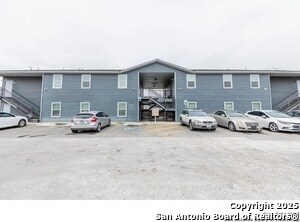 Foto principal - 8111 Landing Ave